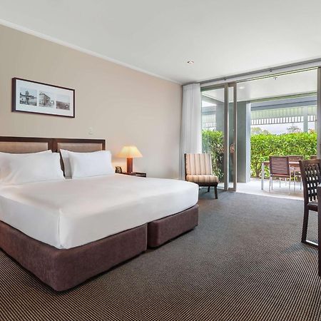 Hilton Lake Taupo Bagian luar foto