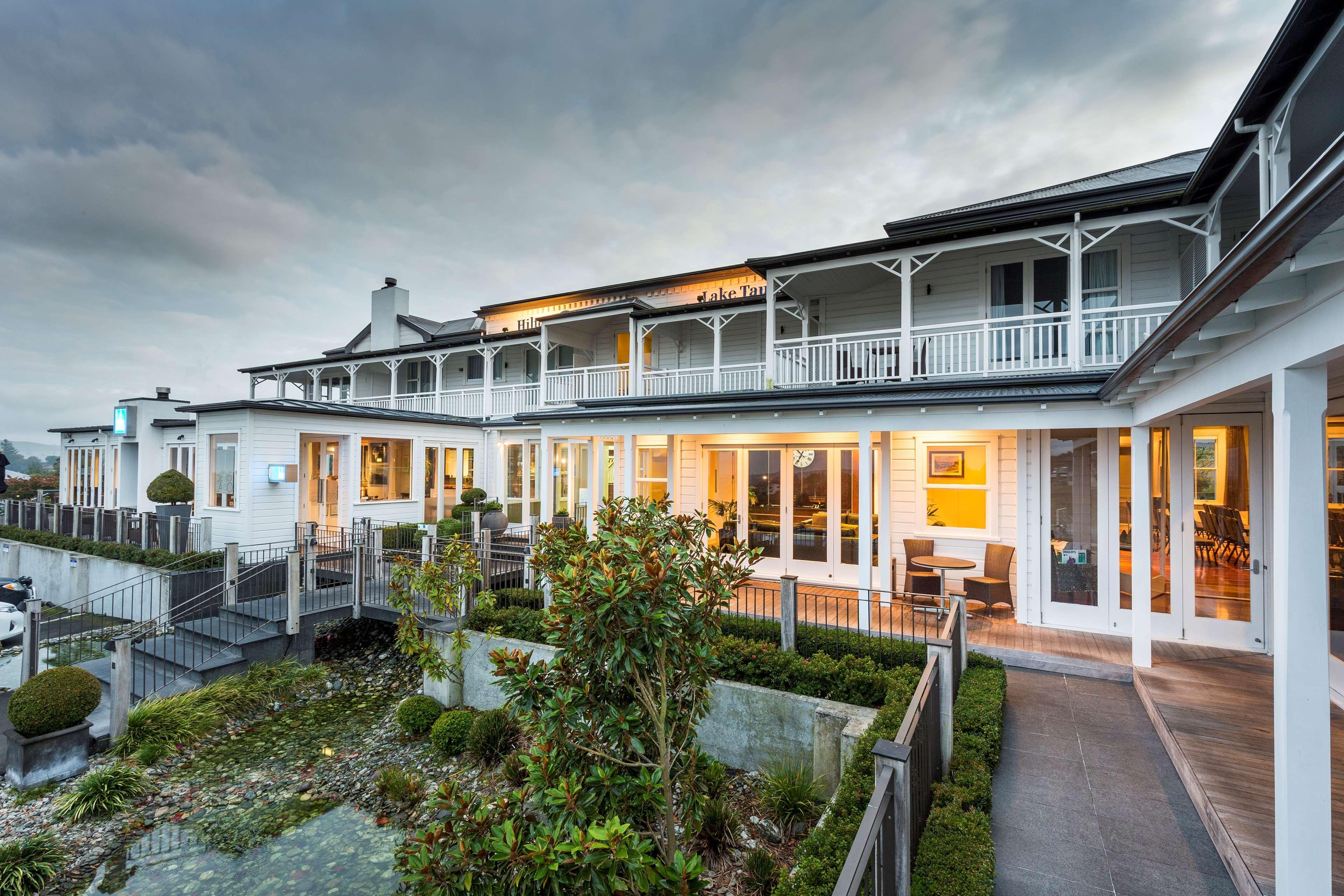 Hilton Lake Taupo Bagian luar foto