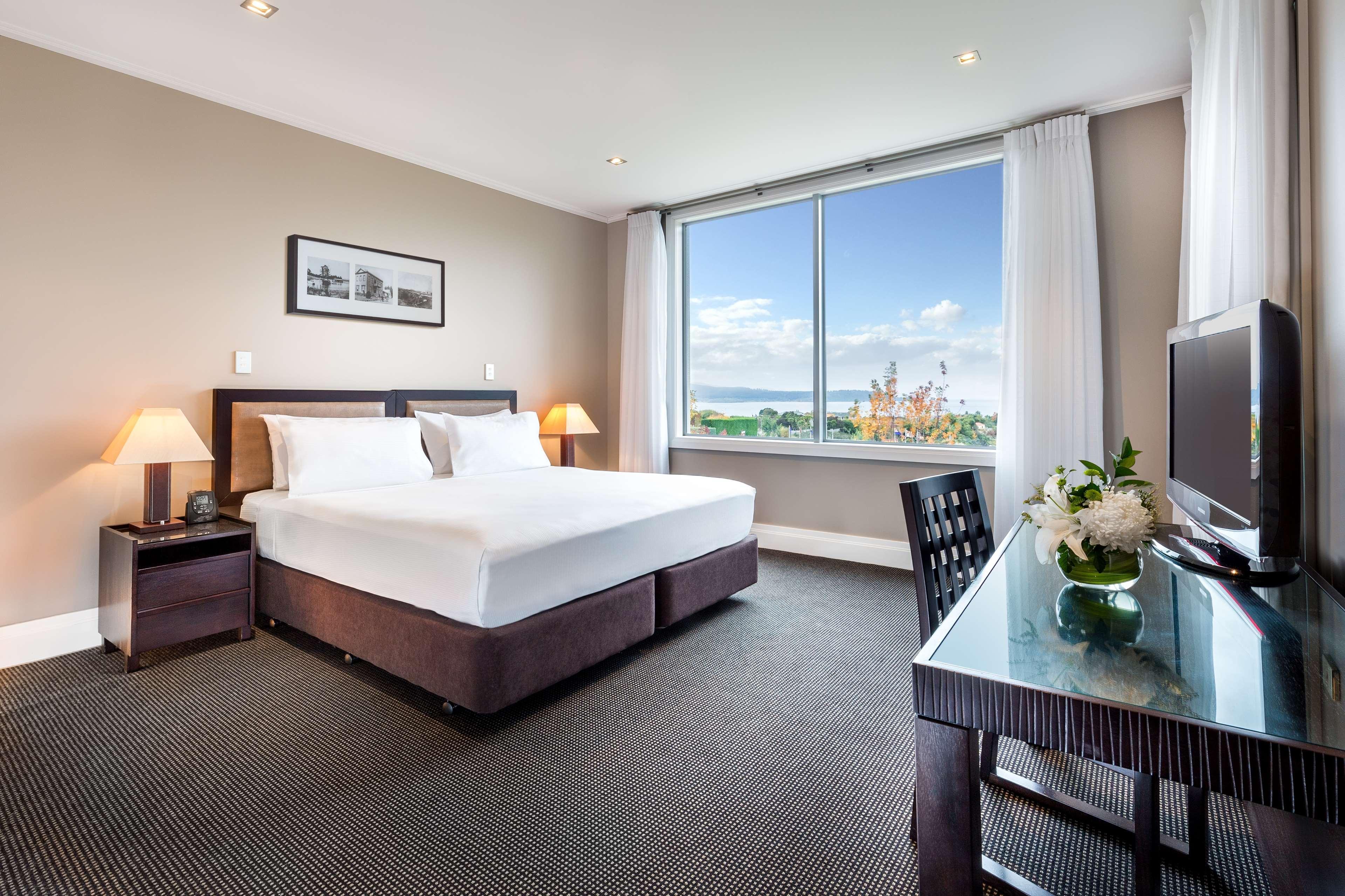 Hilton Lake Taupo Bagian luar foto