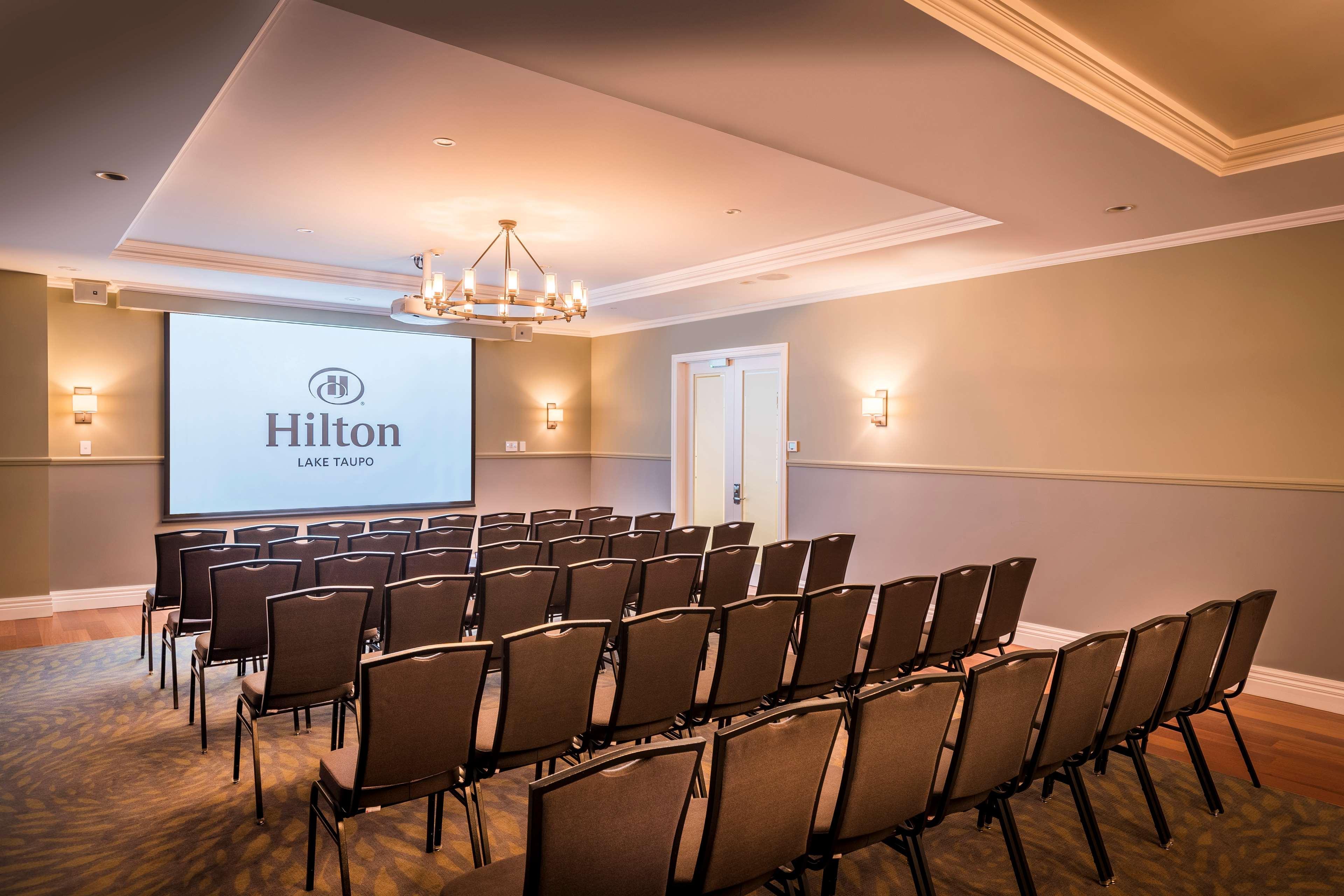 Hilton Lake Taupo Bagian luar foto