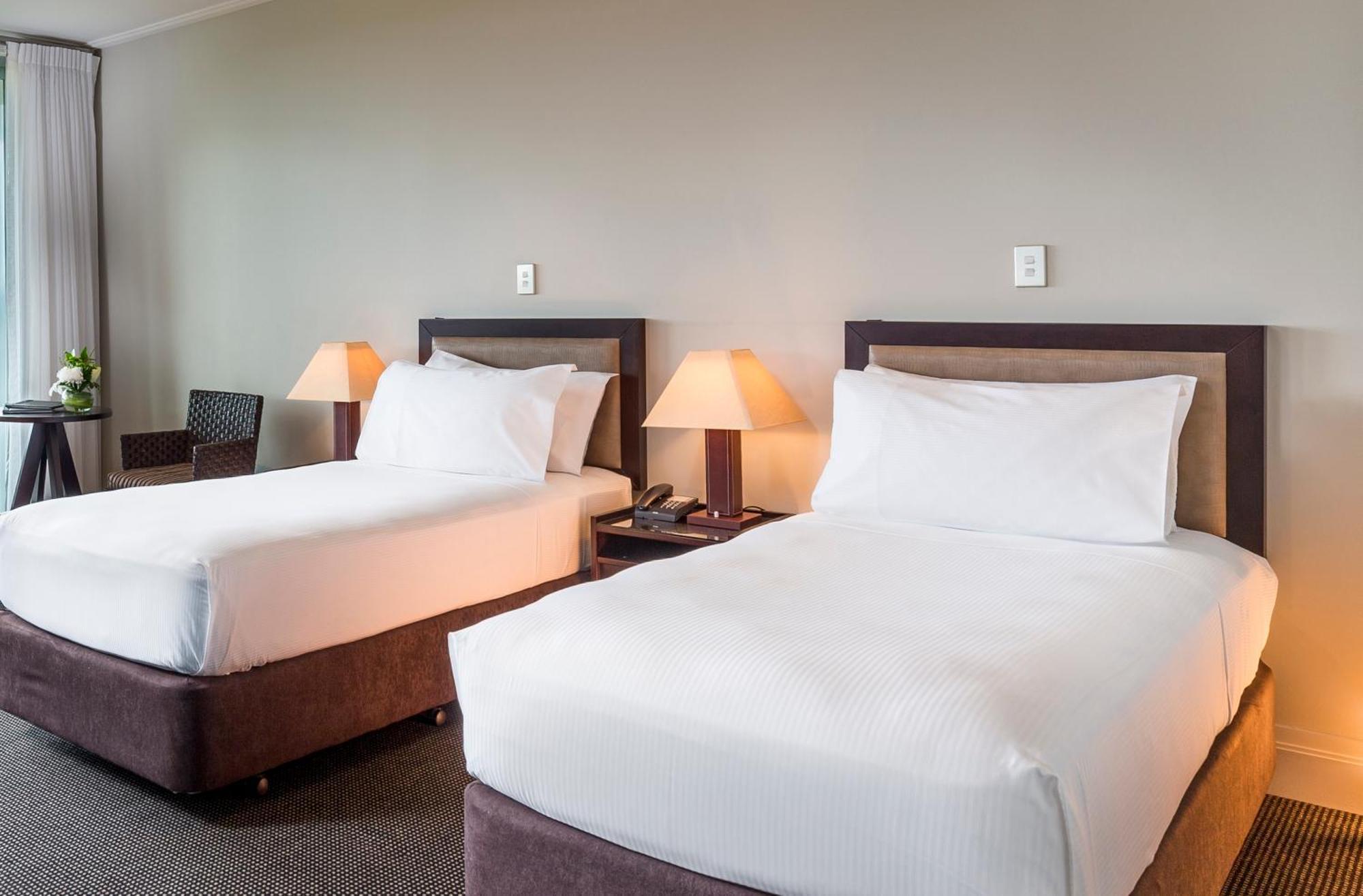 Hilton Lake Taupo Bagian luar foto