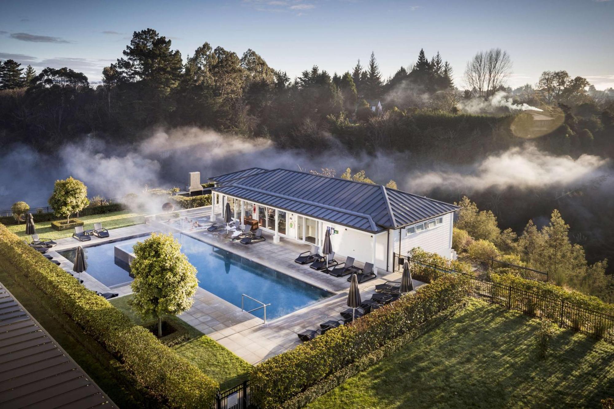 Hilton Lake Taupo Bagian luar foto