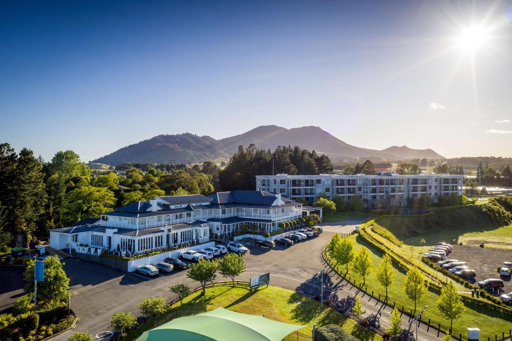 Hilton Lake Taupo Bagian luar foto
